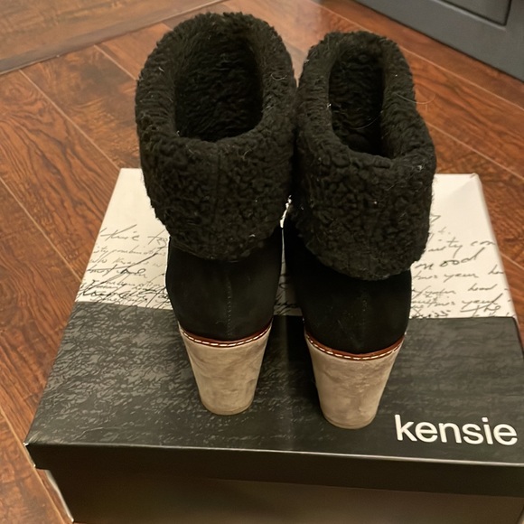 Boots - Picture 2 of 4